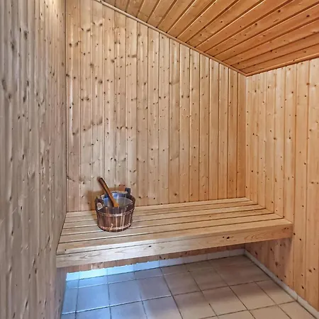Hébergement de vacances Beautiful In With Sauna Hjørring